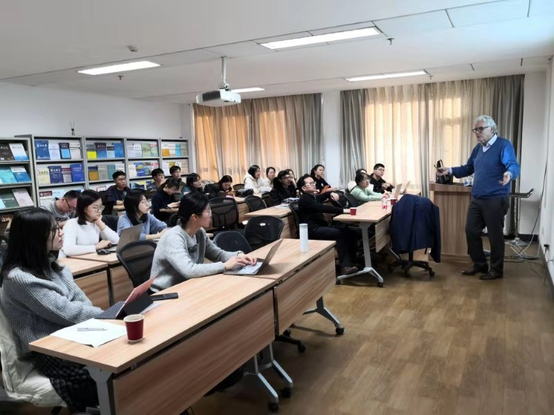 我院邀请澳大利亚阿德莱德大学Christopher Findlay教授做关于东亚地区的服务贸易自由化的专题讲座-研究院新闻-中国世界贸易组织研究院